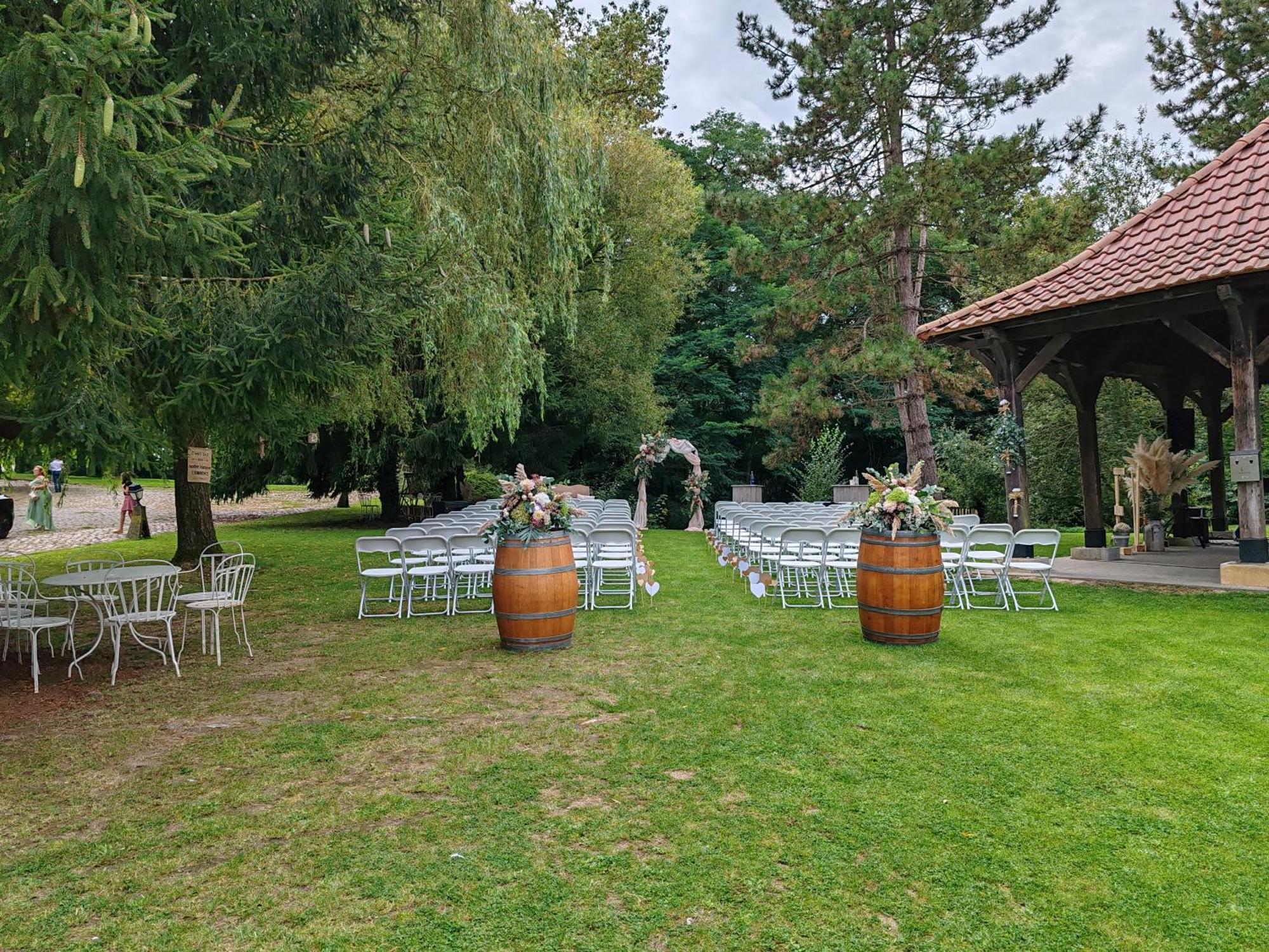 Logis-Hotel-Restaurant La Gentilhommiere Artres Kültér fotó