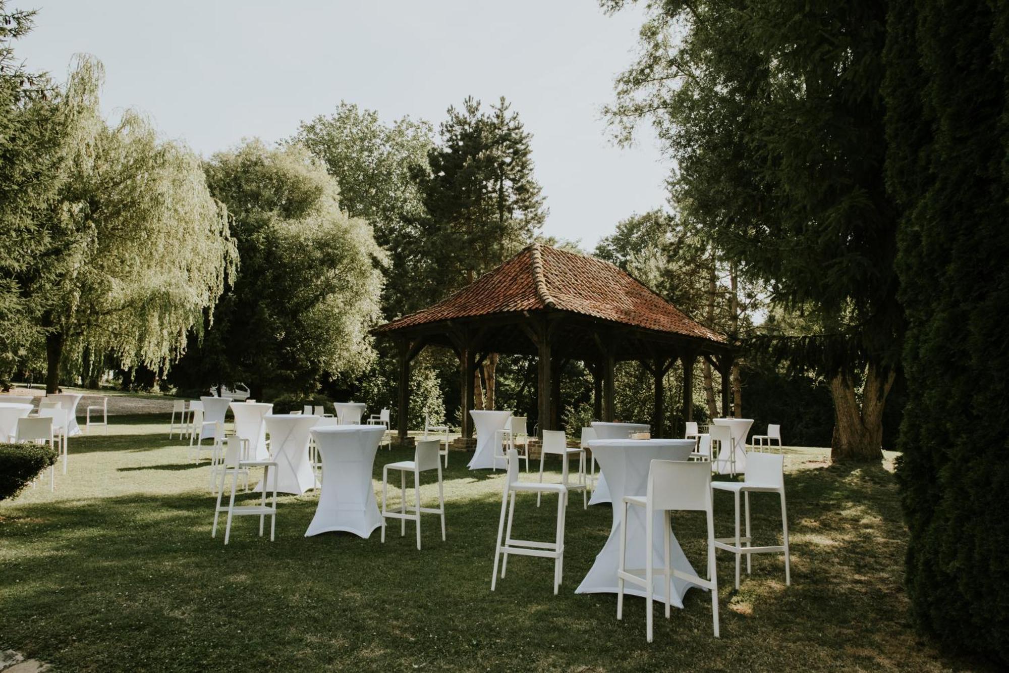 Logis-Hotel-Restaurant La Gentilhommiere Artres Kültér fotó